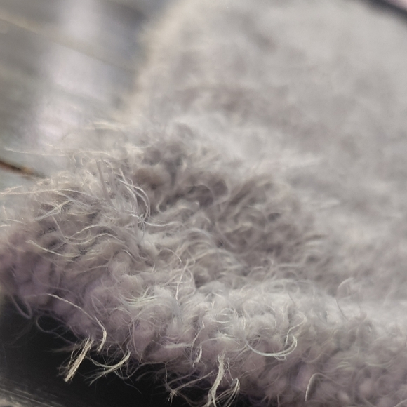 FOREVER 21 WOMEN'S WINTER ❄️ ❄️ ❄️ ❄️ ❄️ ❄️ ❄️ ❄️ ❄️ ❄️ ❄️ ❄️ SOFT GRAY 🧣🧣🧣🧣 - Picture 3 of 9